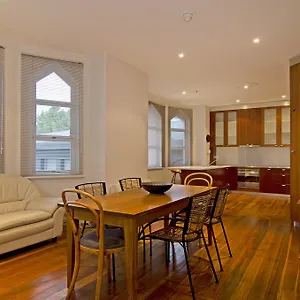 Roxburgh House - Cbd Apartment